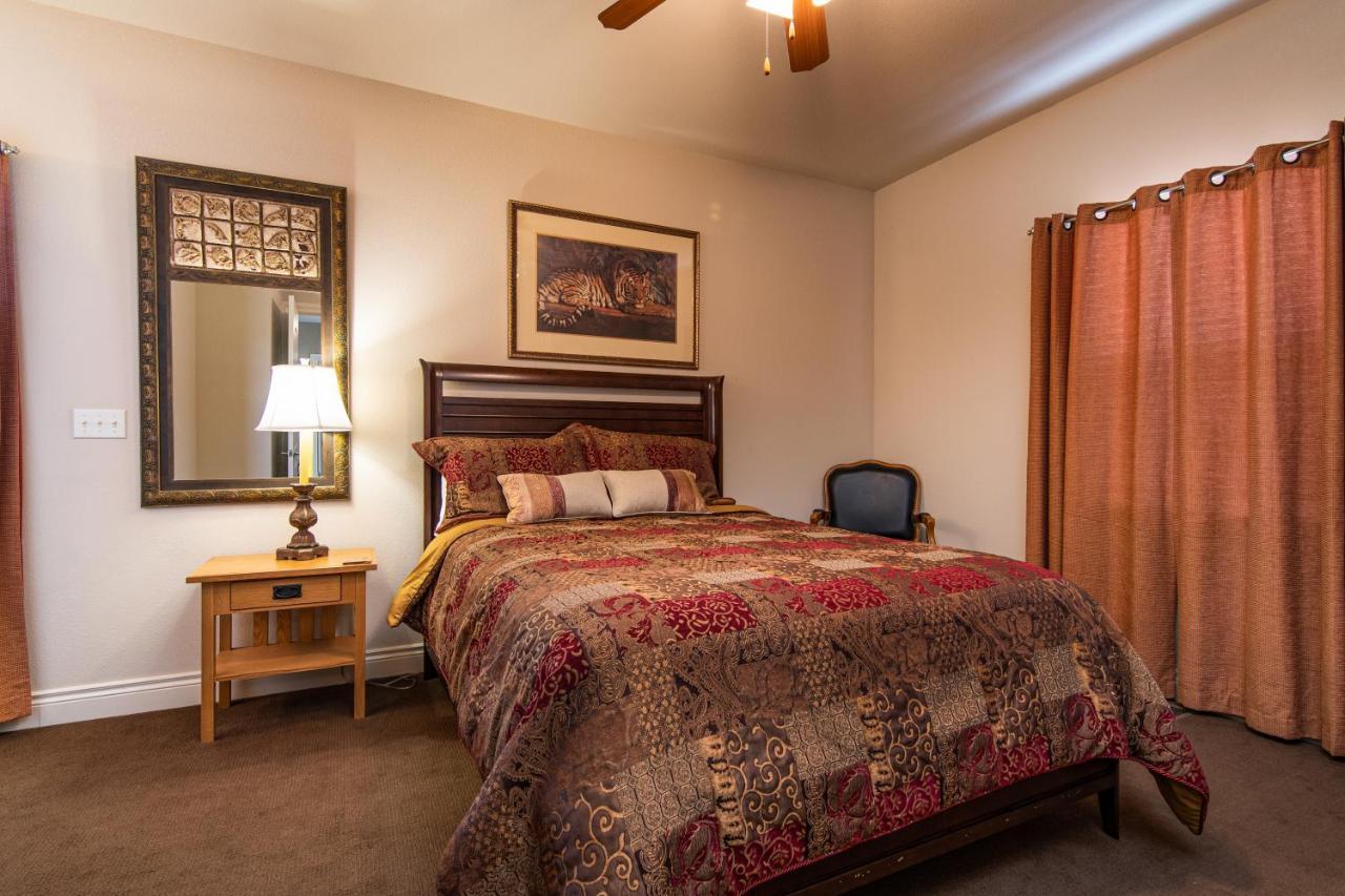 Two Bedroom Villa In The Heart Of Branson! 외부 사진