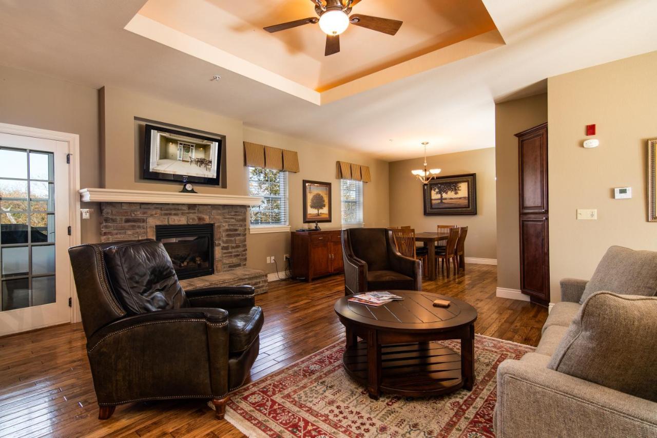 Two Bedroom Villa In The Heart Of Branson! 외부 사진